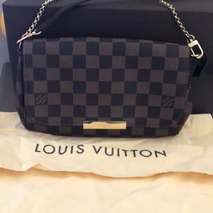 Louis Vuitton Favorite Damier Ebene PM 💯